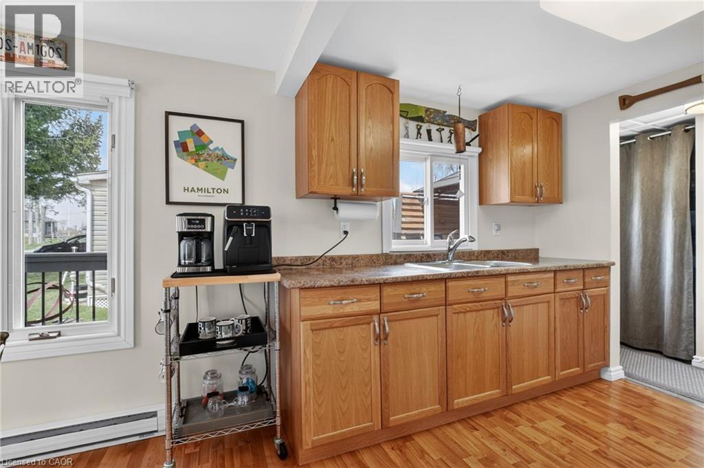 282 BAYGROVE Line - 23