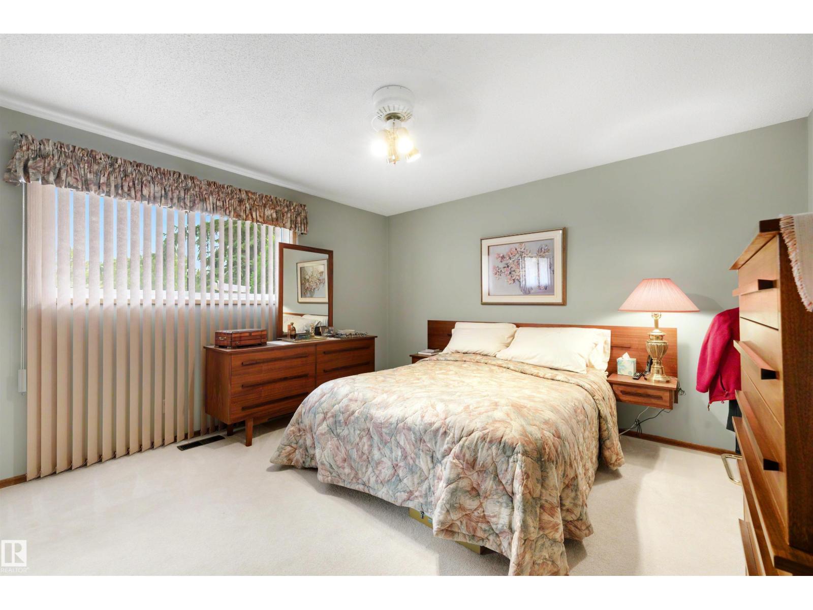 4120 120 ST NW - 12