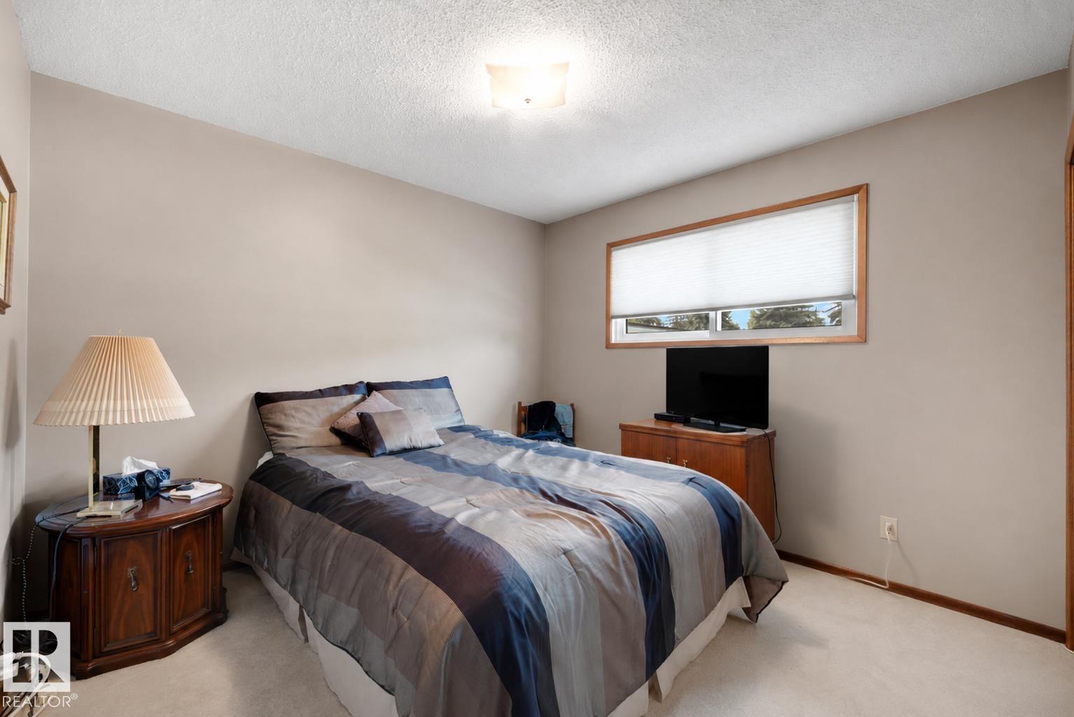 4120 120 ST NW - 15