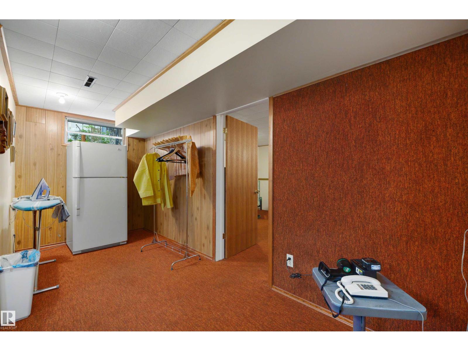 4120 120 ST NW - 22
