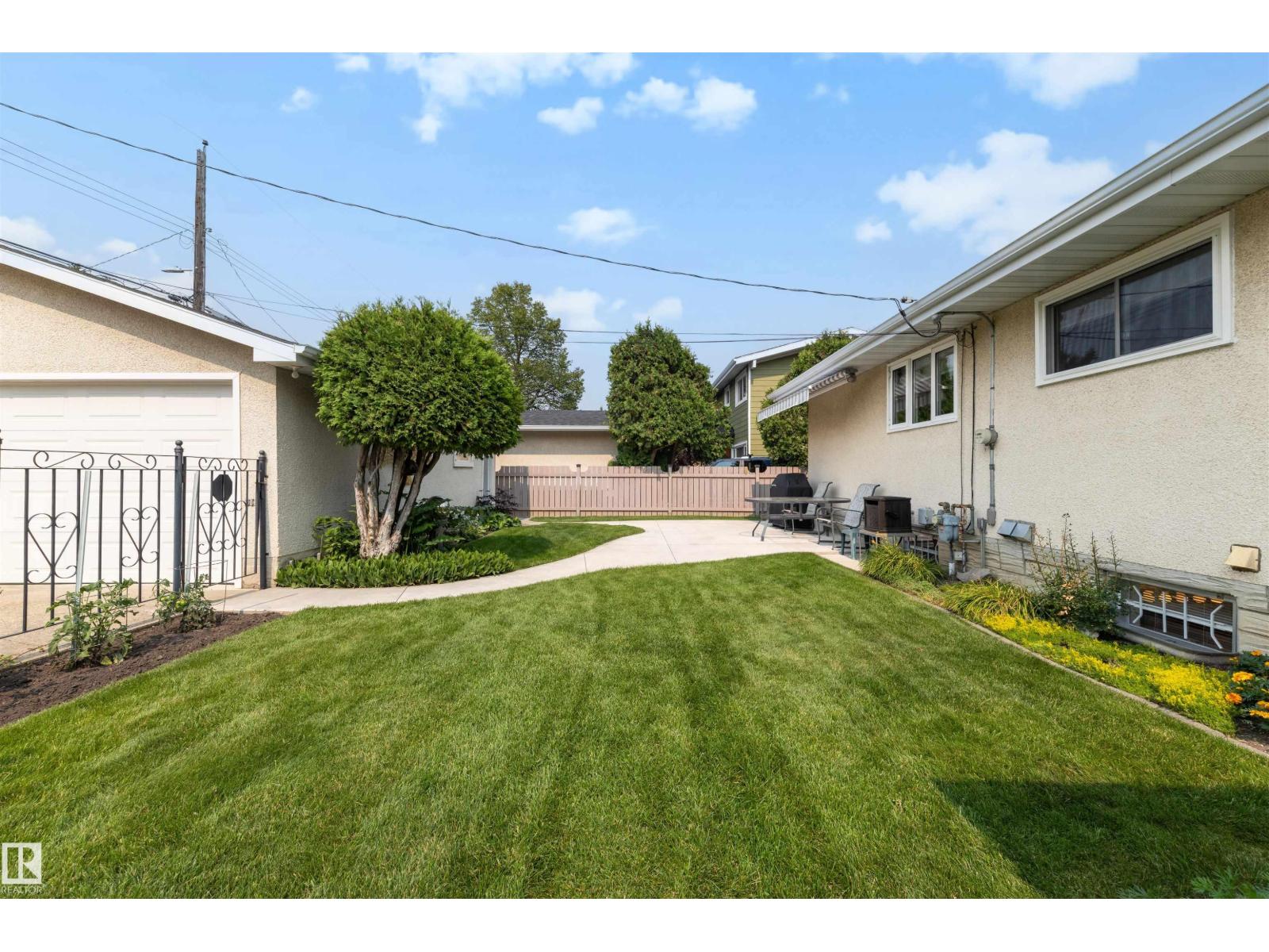 4120 120 ST NW - 33