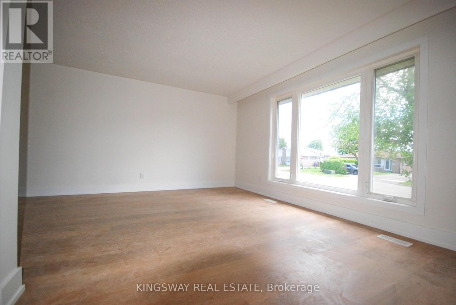 24 ARCHDEKIN DRIVE - 12