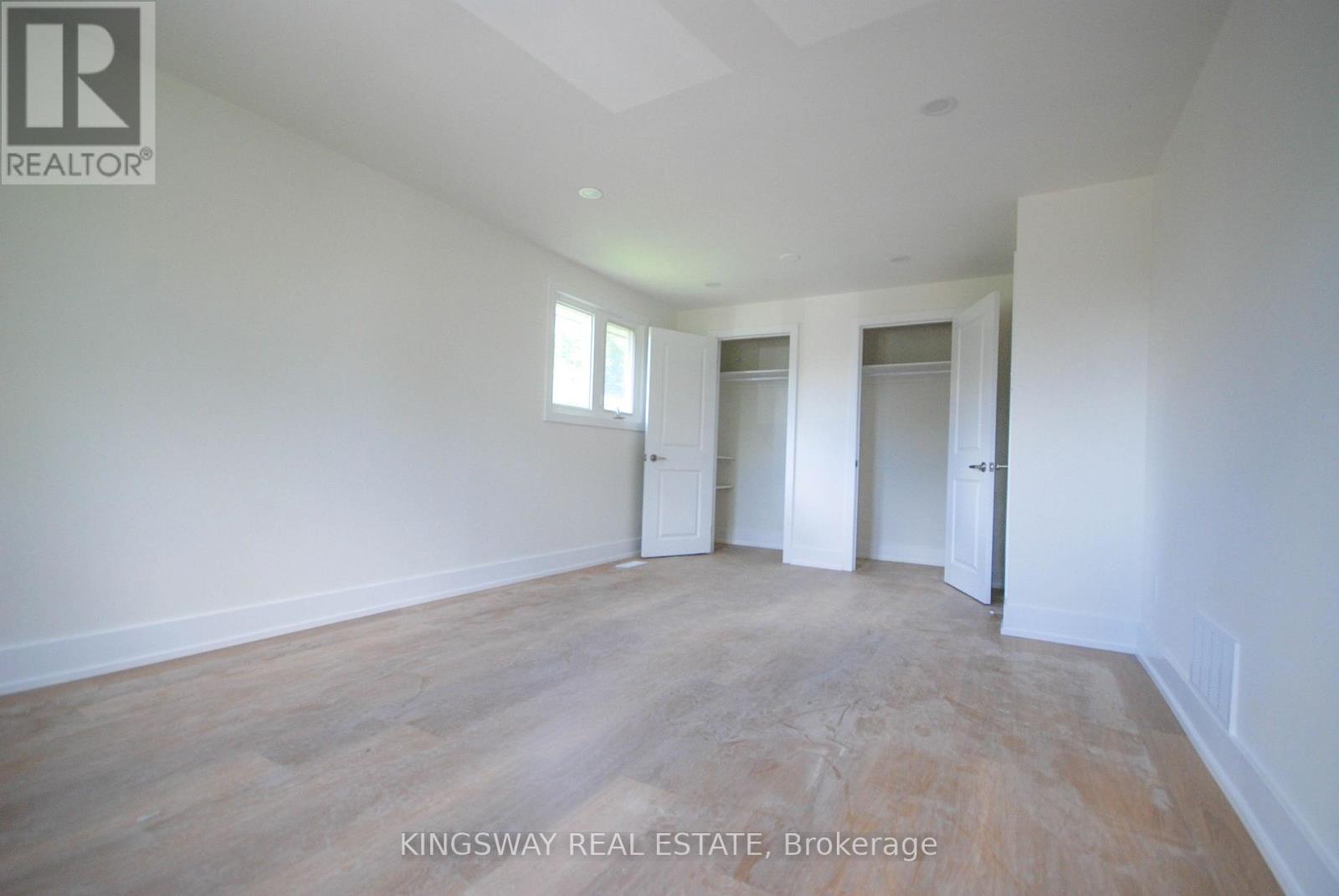 24 ARCHDEKIN DRIVE - 18