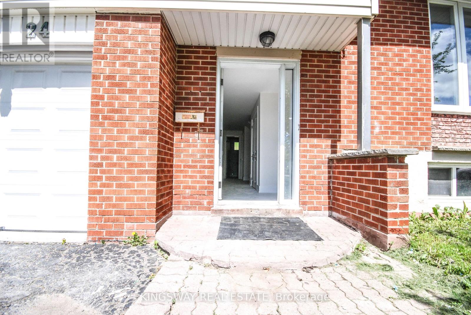 24 ARCHDEKIN DRIVE - 2