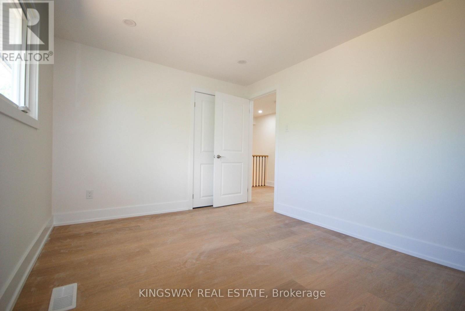 24 ARCHDEKIN DRIVE - 20