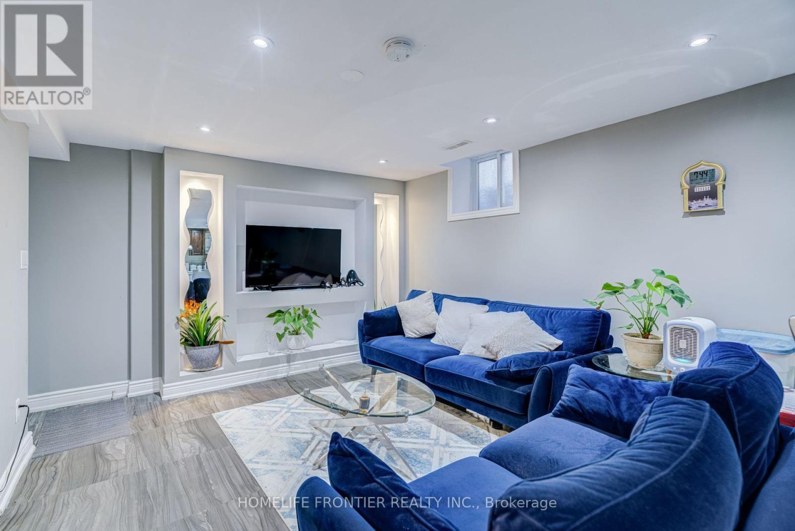 1059 IVANDALE DRIVE - 35
