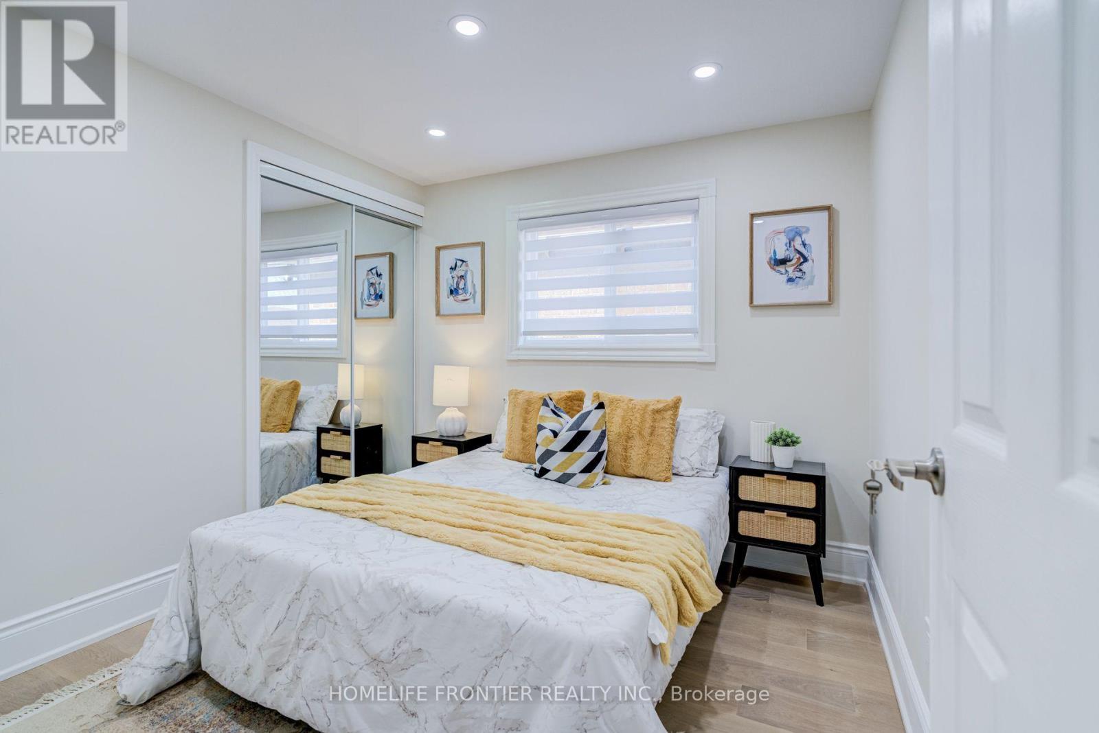 1059 IVANDALE DRIVE - 31