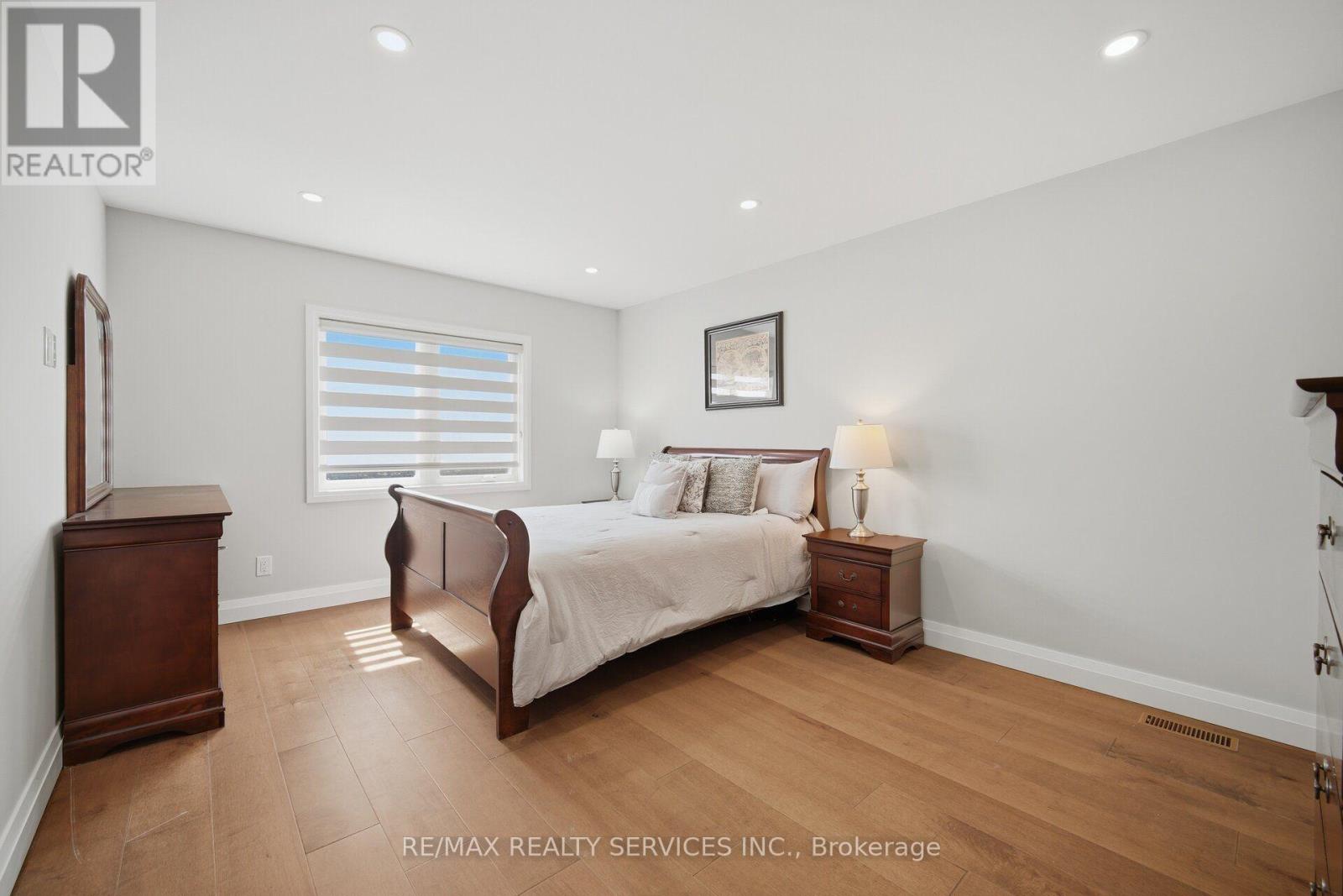 9522 WELLINGTON 22 ROAD - 32