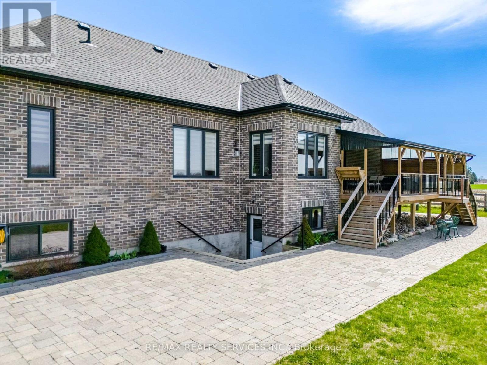 9522 WELLINGTON 22 ROAD - 47