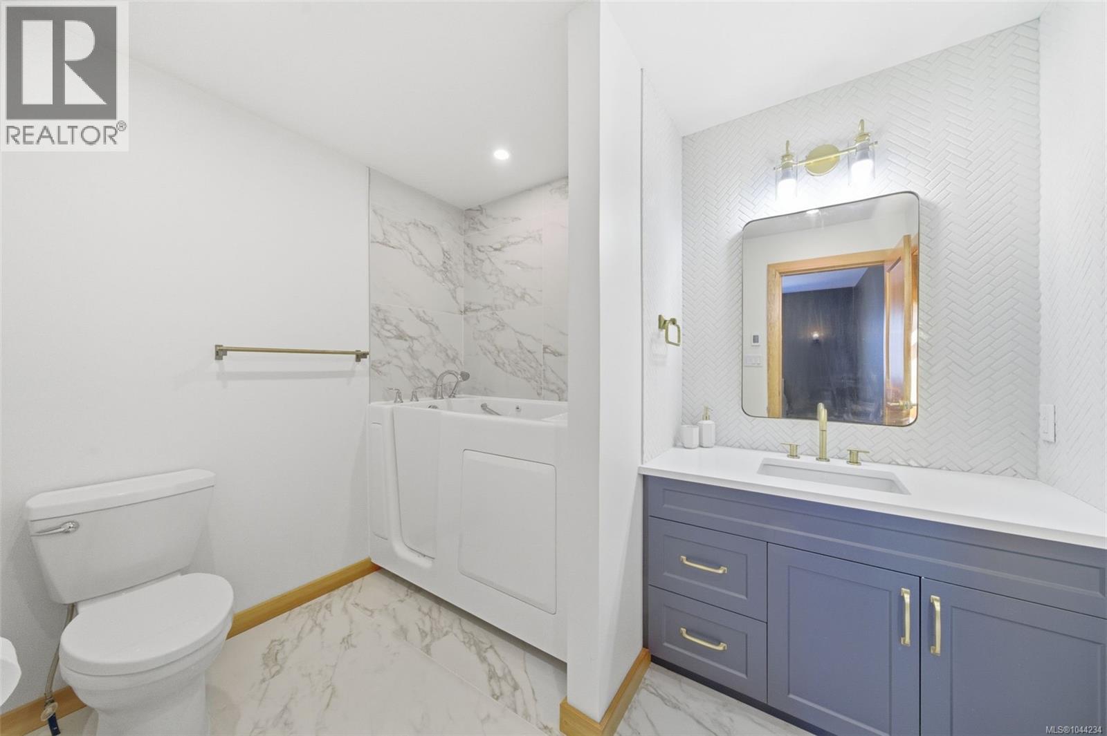 1629 Kristin Way - 12