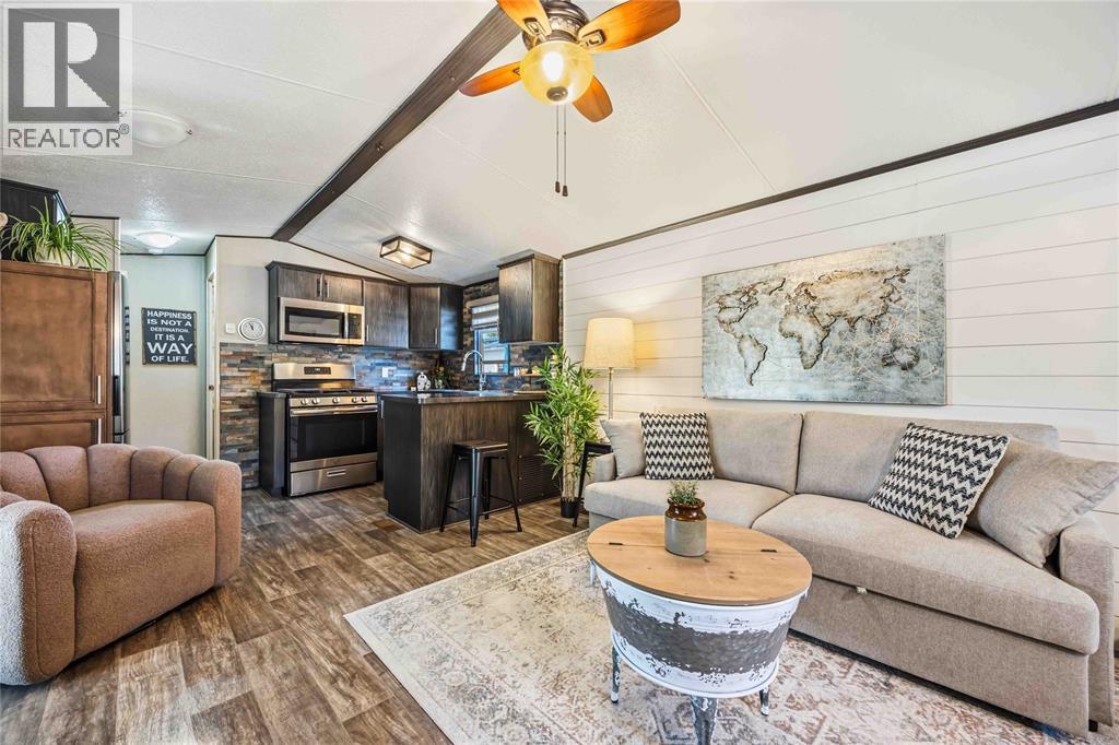 #13 2891 Old Lakeshore ROAD - 10