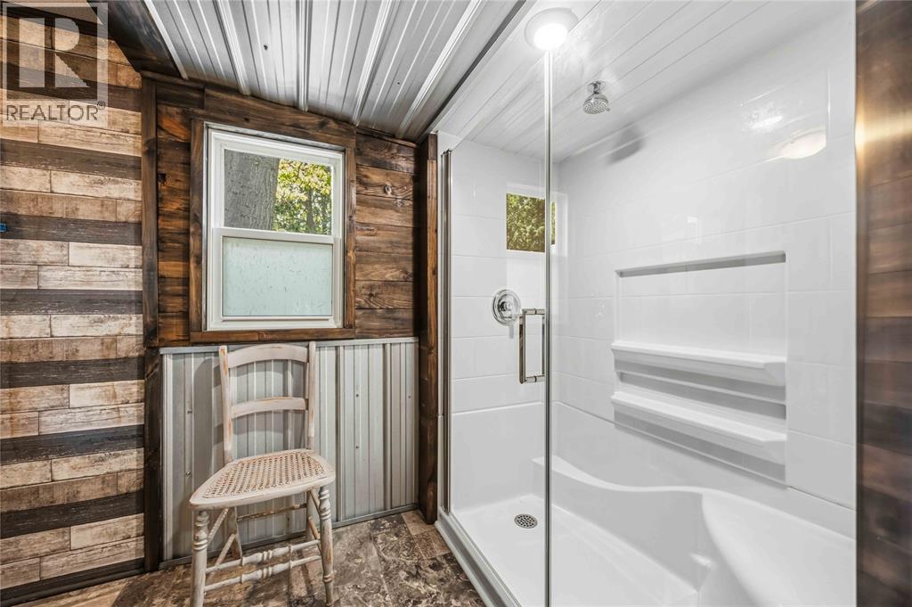 #13 2891 Old Lakeshore ROAD - 20