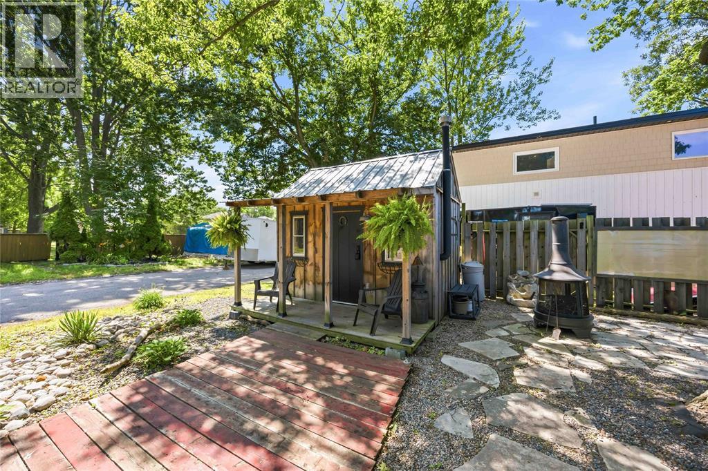 #13 2891 Old Lakeshore ROAD - 30
