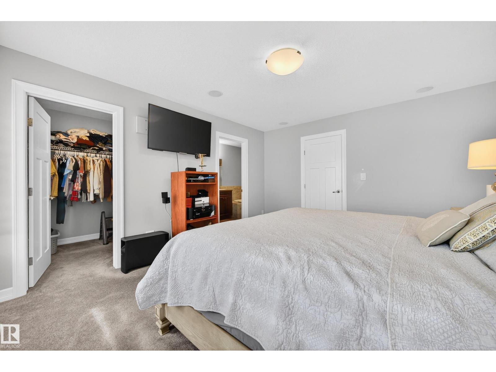3306 HILTON CR NW - 22