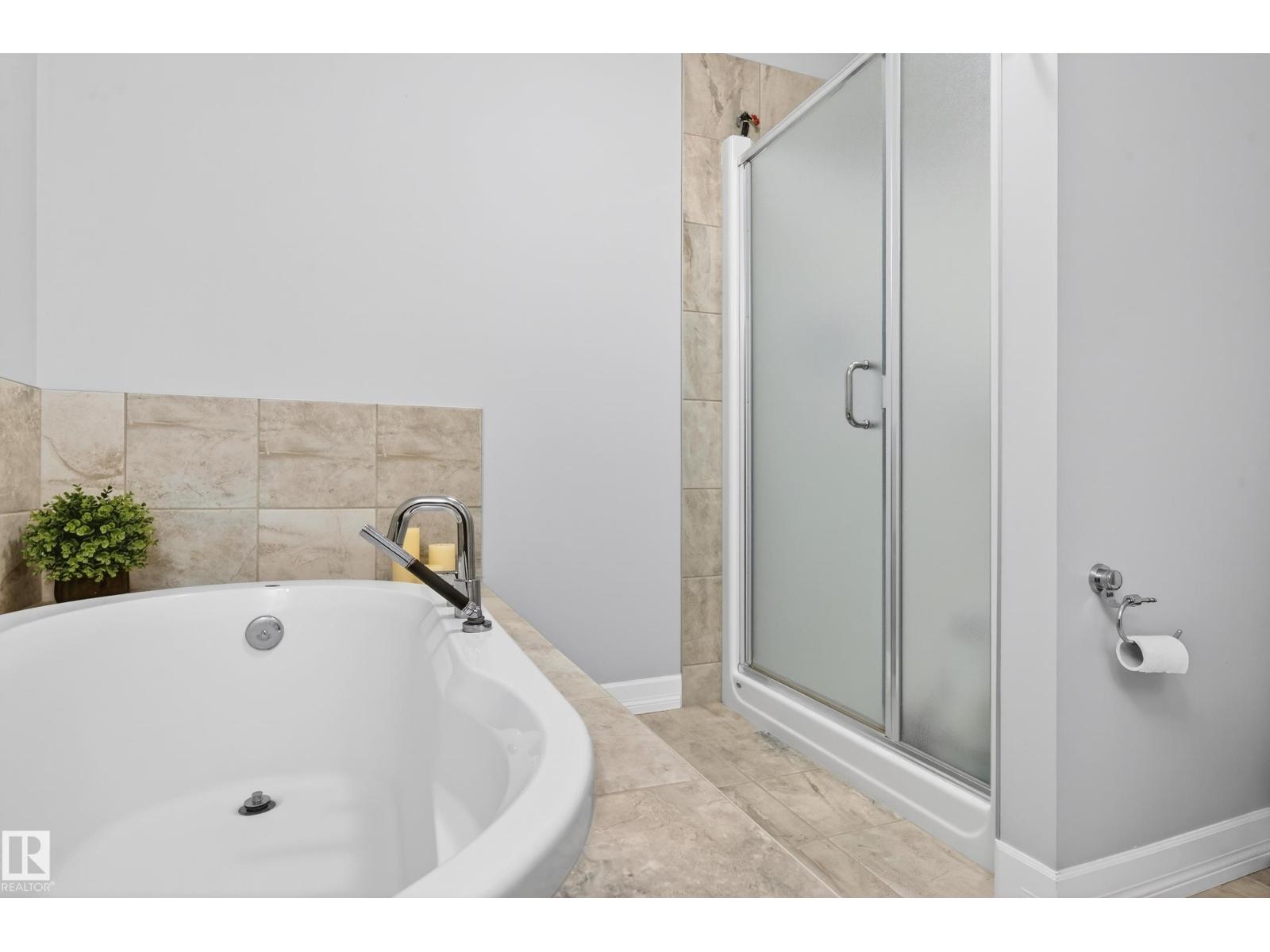 3306 HILTON CR NW - 26
