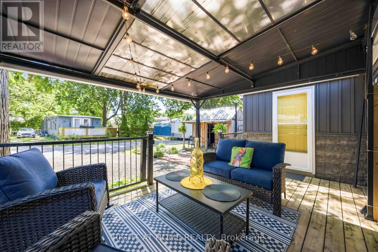 2891 OLD LAKESHORE ROAD - 28