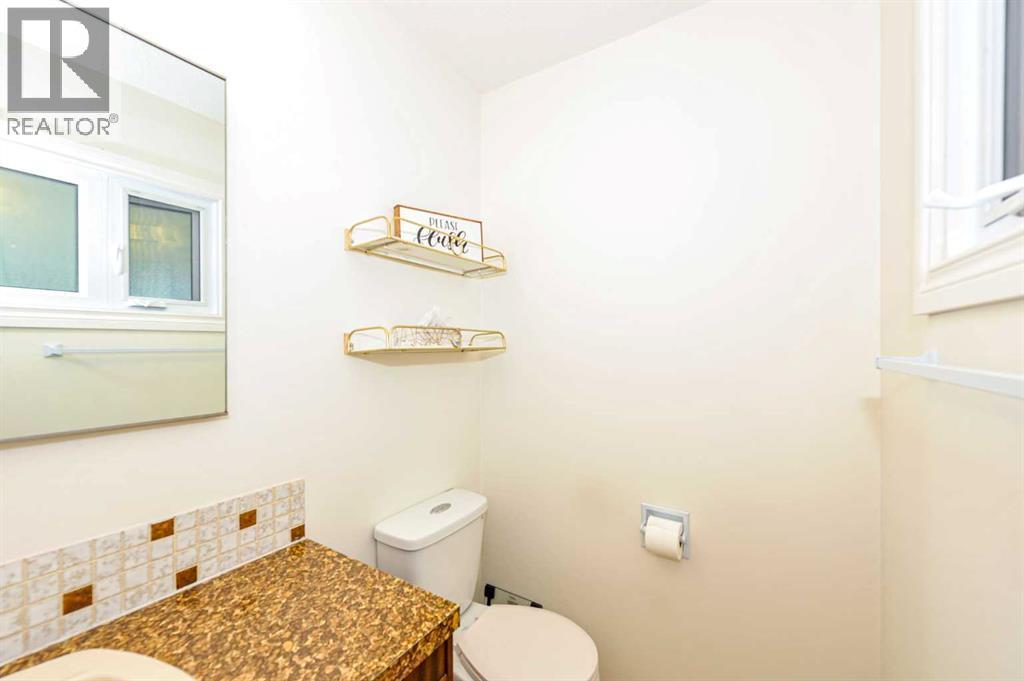 6314 44A Avenue - 17
