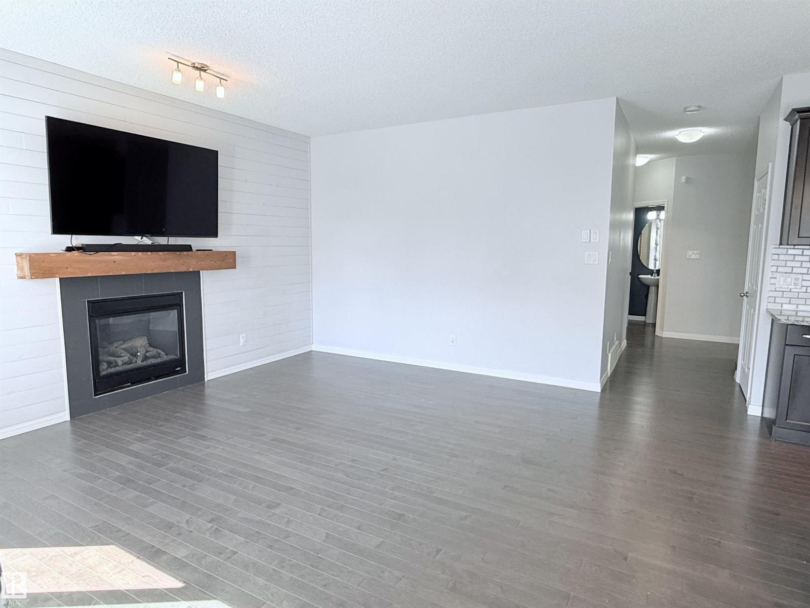 7819 173 AV NW - 19