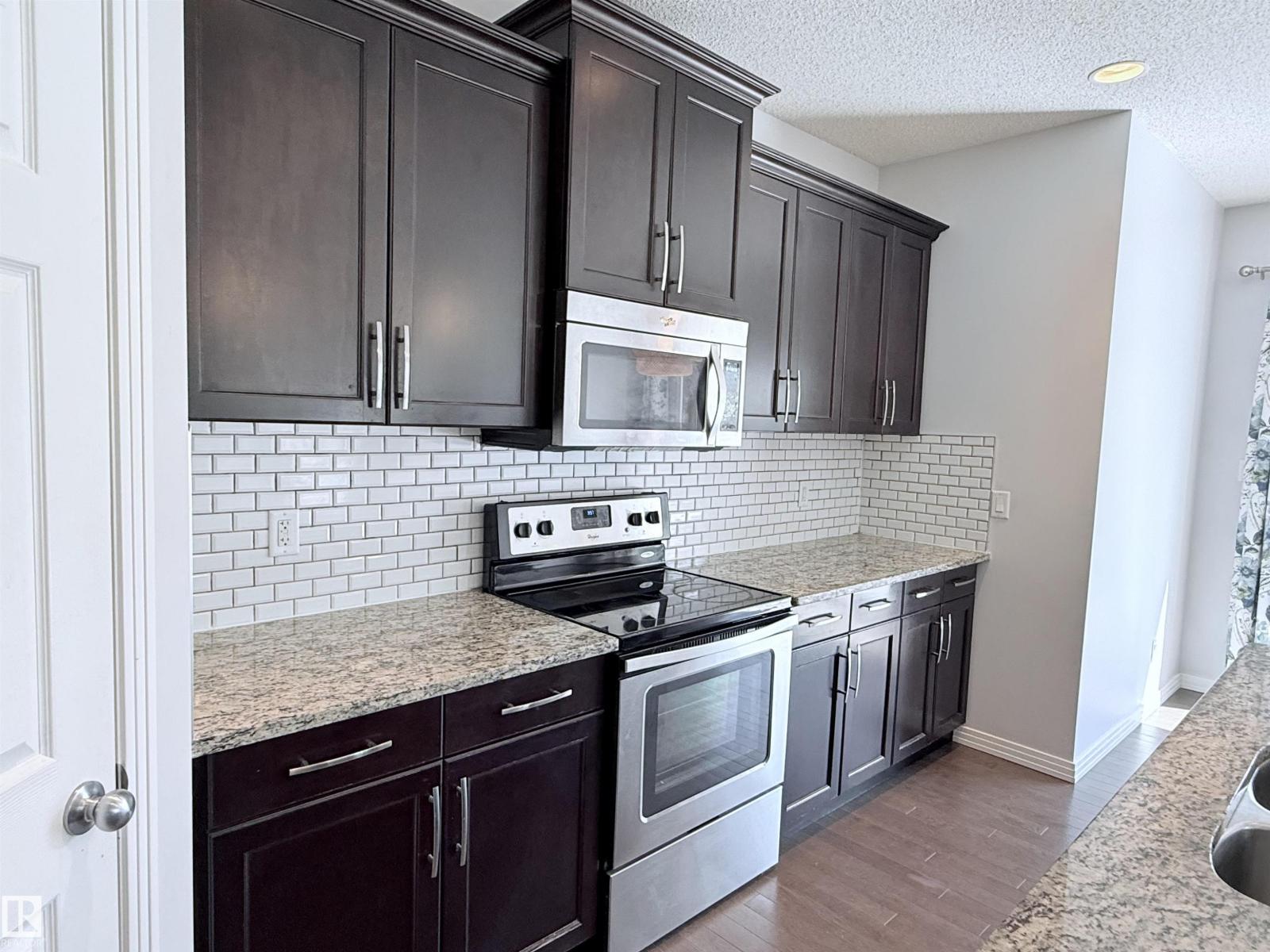 7819 173 AV NW - 5