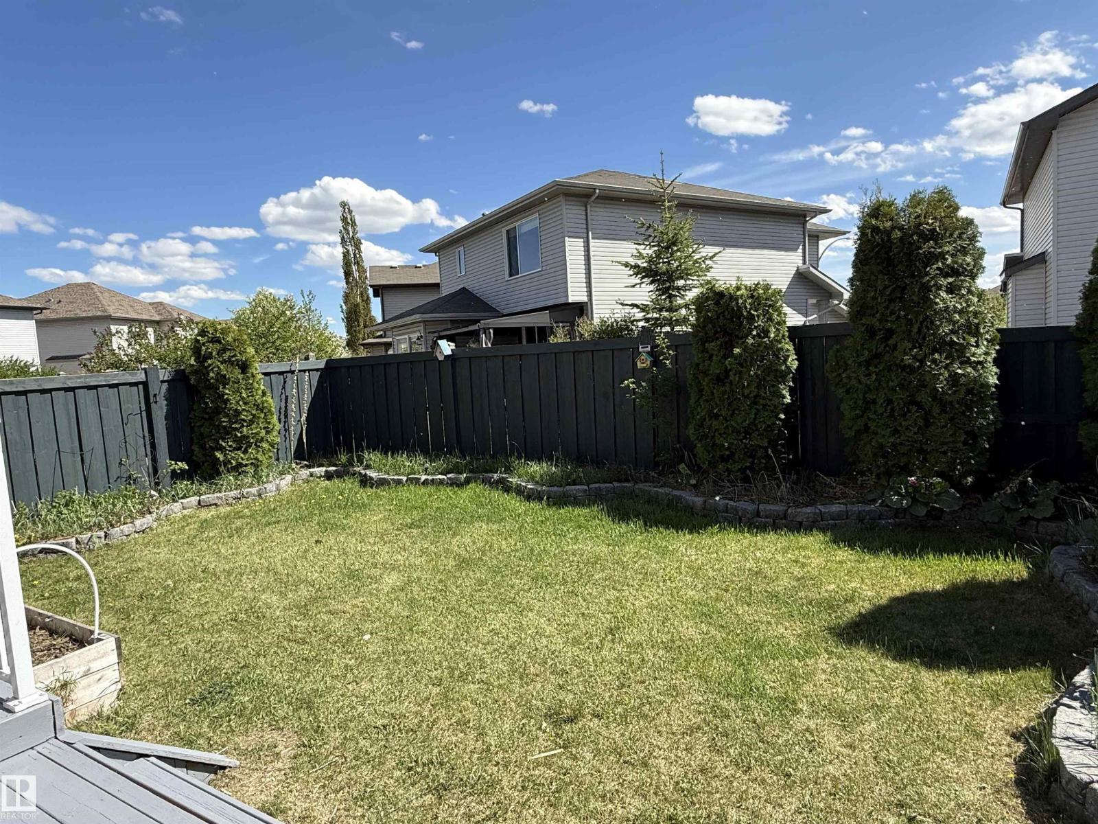 7819 173 AV NW - 70