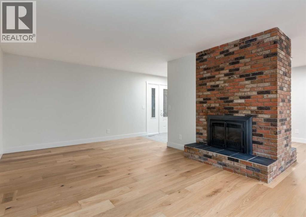 6460 Silver Ridge Way NW, Silver Springs, Calgary photo 5