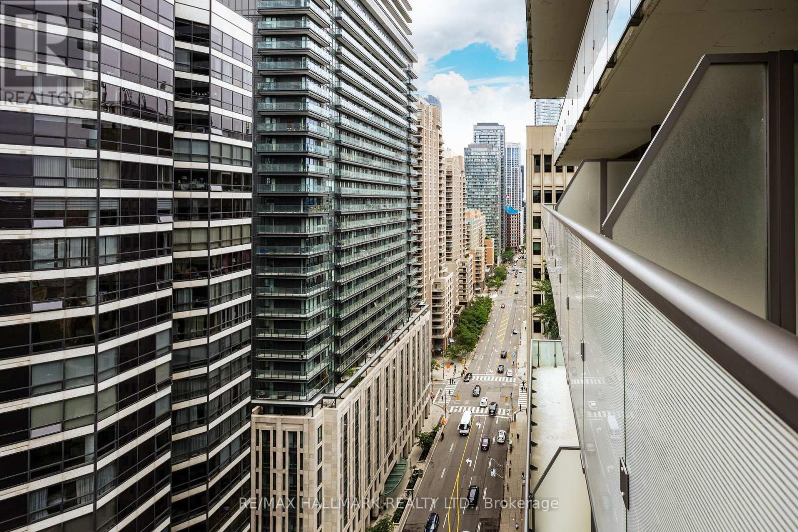 #1811 57 ST JOSEPH STREET - Image 20
