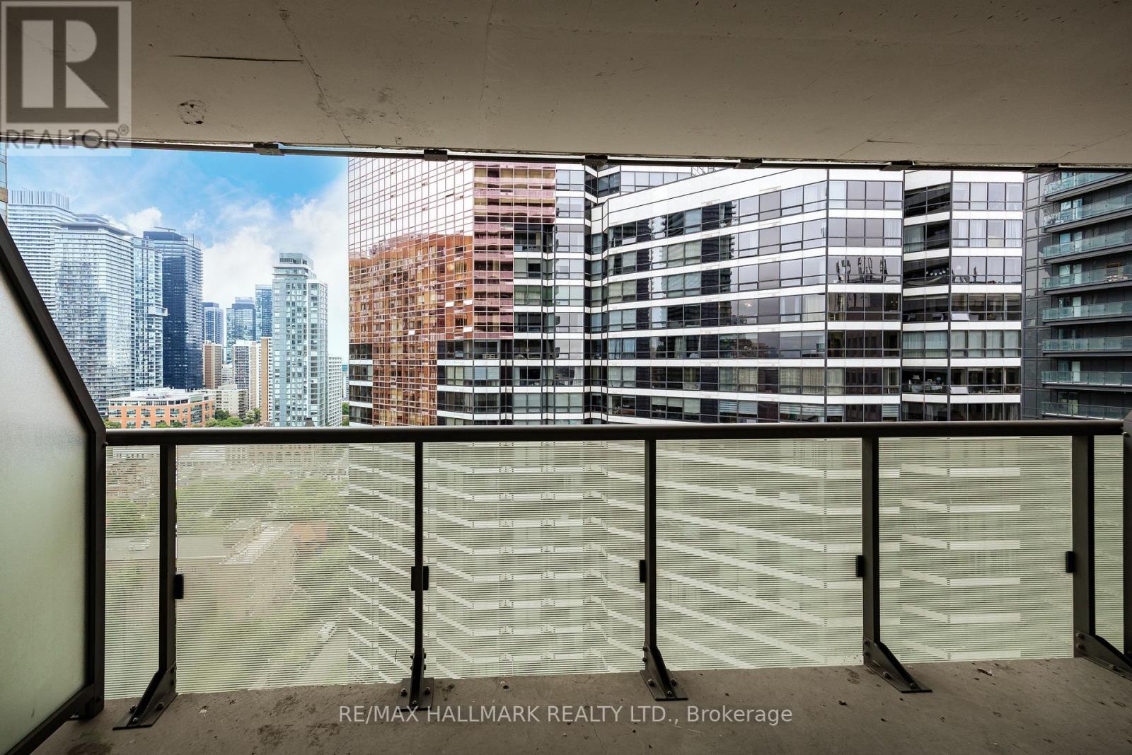 #1811 57 ST JOSEPH STREET - Image 22