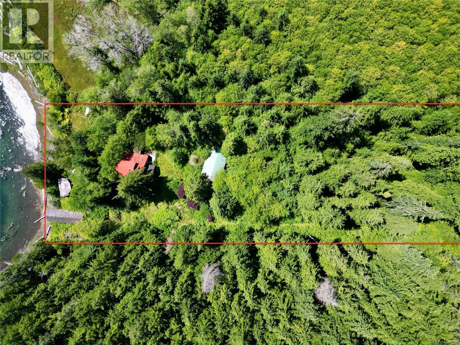 245 Quatsino Rd - 1