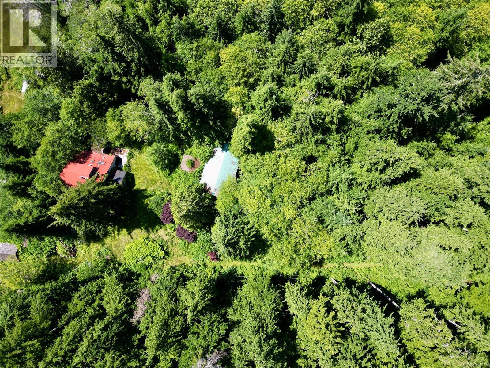 245 Quatsino Rd - 57