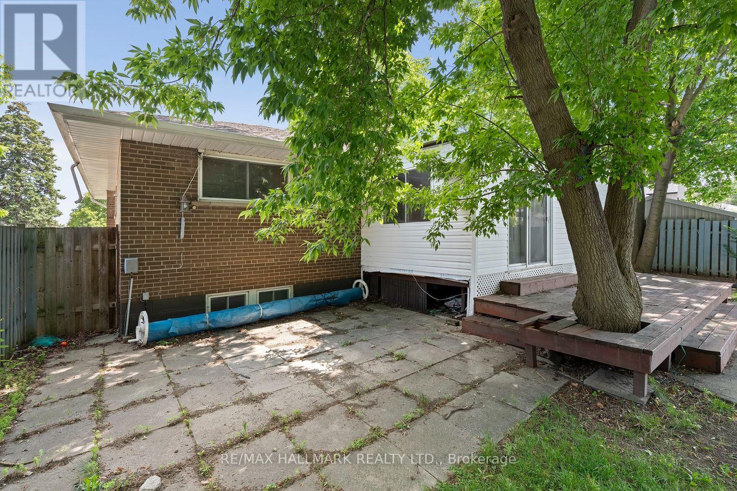 26 FLOWERTOWN AVENUE - Image 25