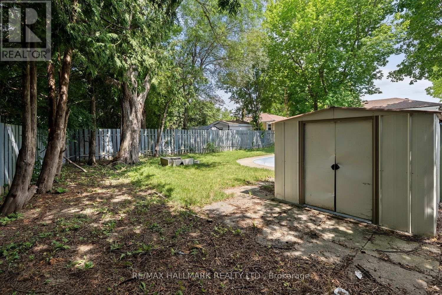 26 FLOWERTOWN AVENUE - Image 28