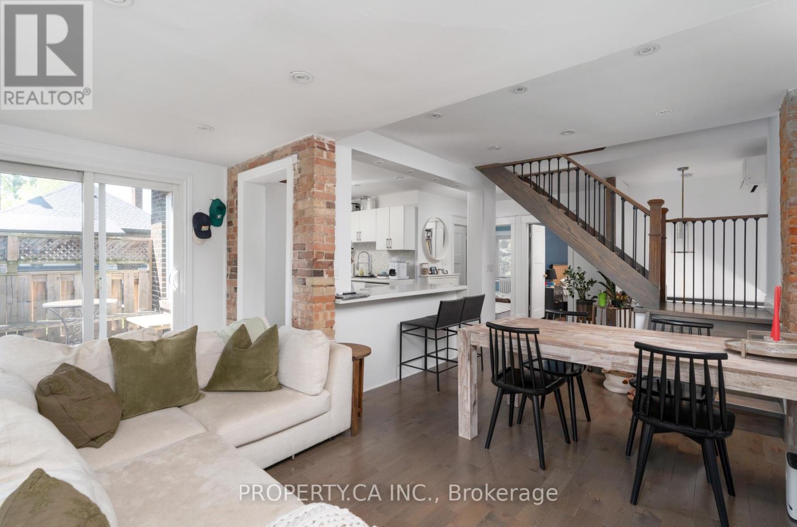 9 FAIRVIEW AVENUE - 13
