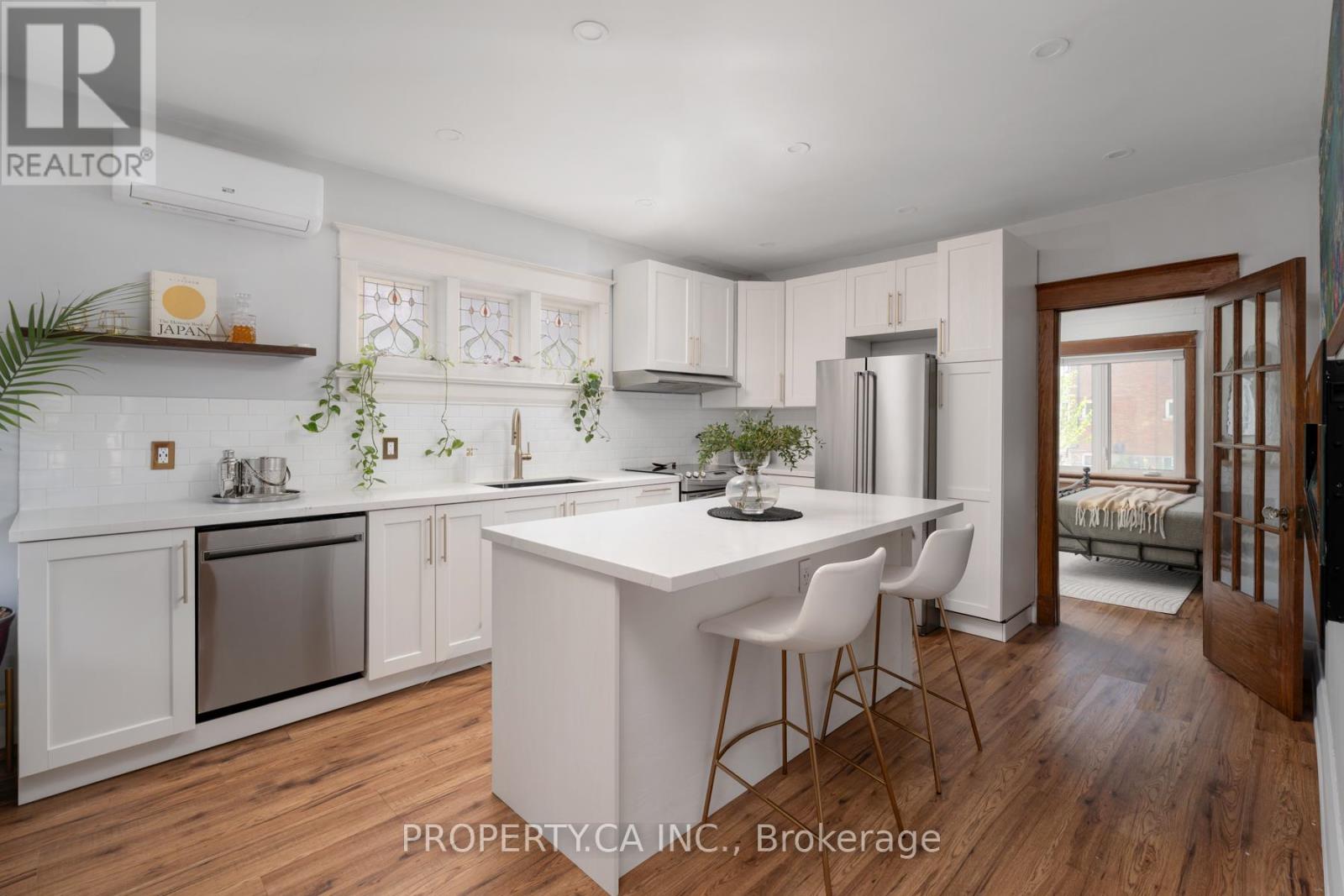9 FAIRVIEW AVENUE - 2