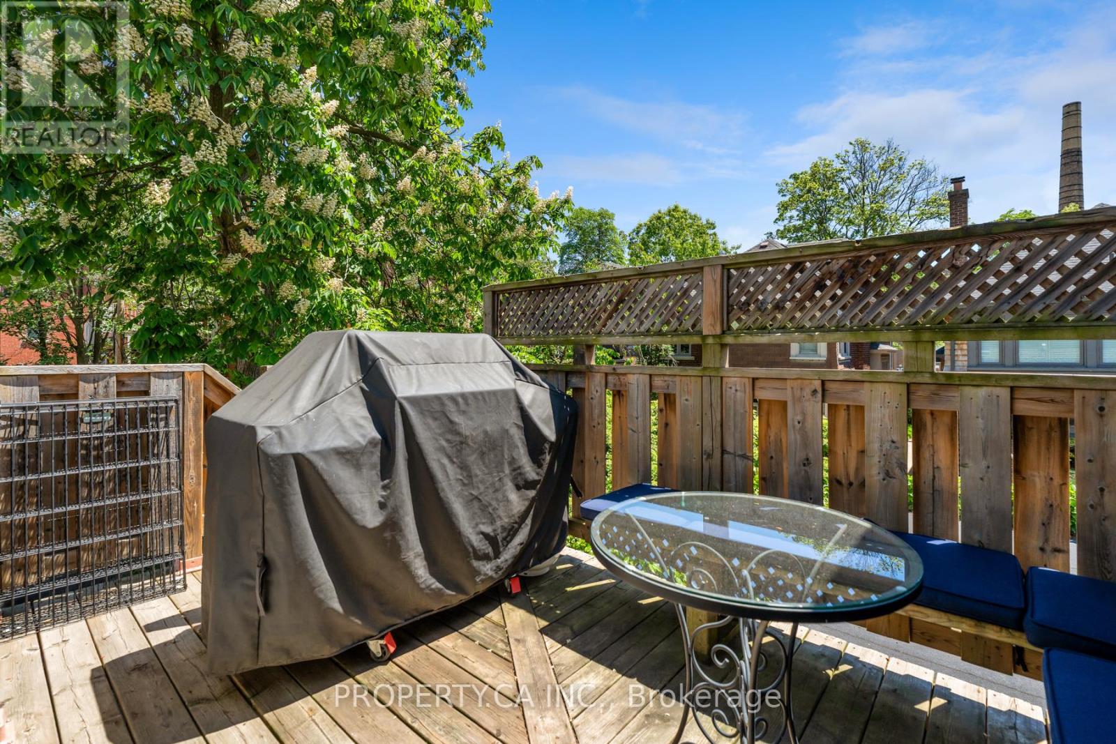 9 FAIRVIEW AVENUE - 22