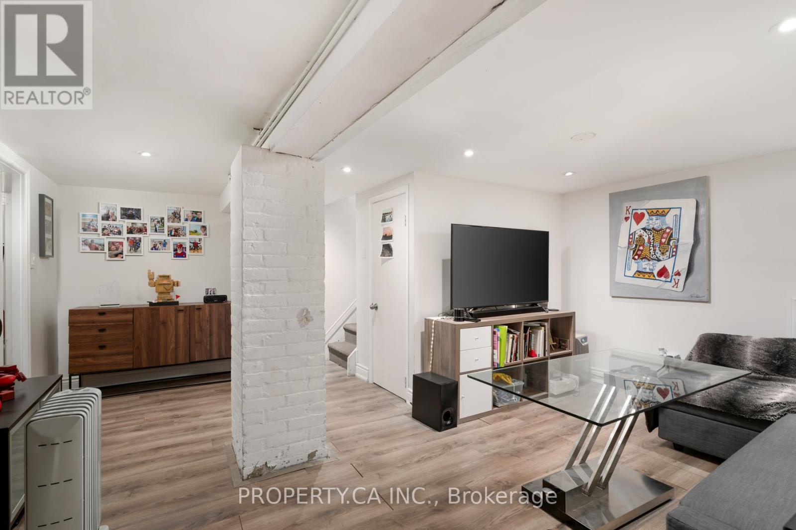 9 FAIRVIEW AVENUE - 25