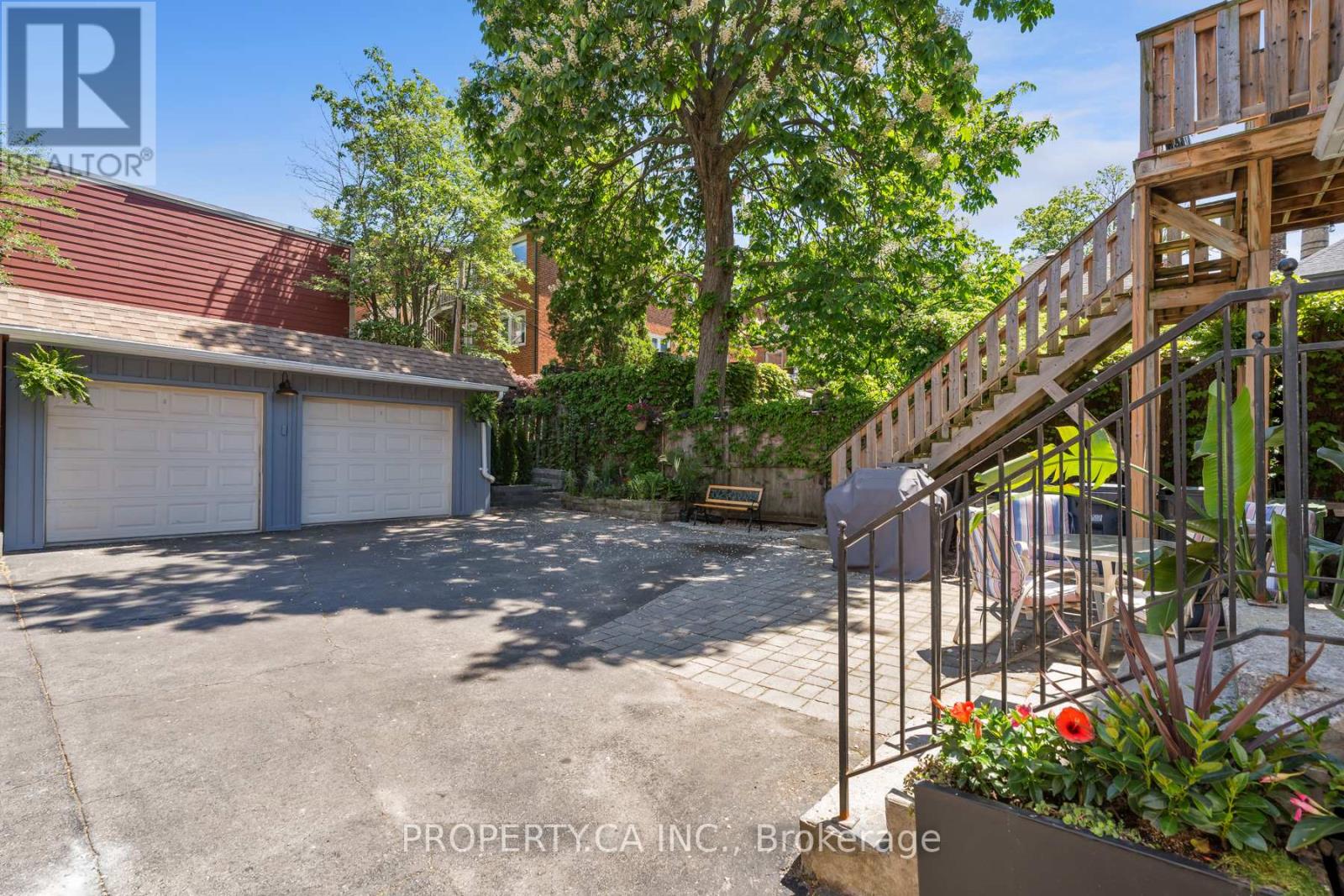 9 FAIRVIEW AVENUE - 29