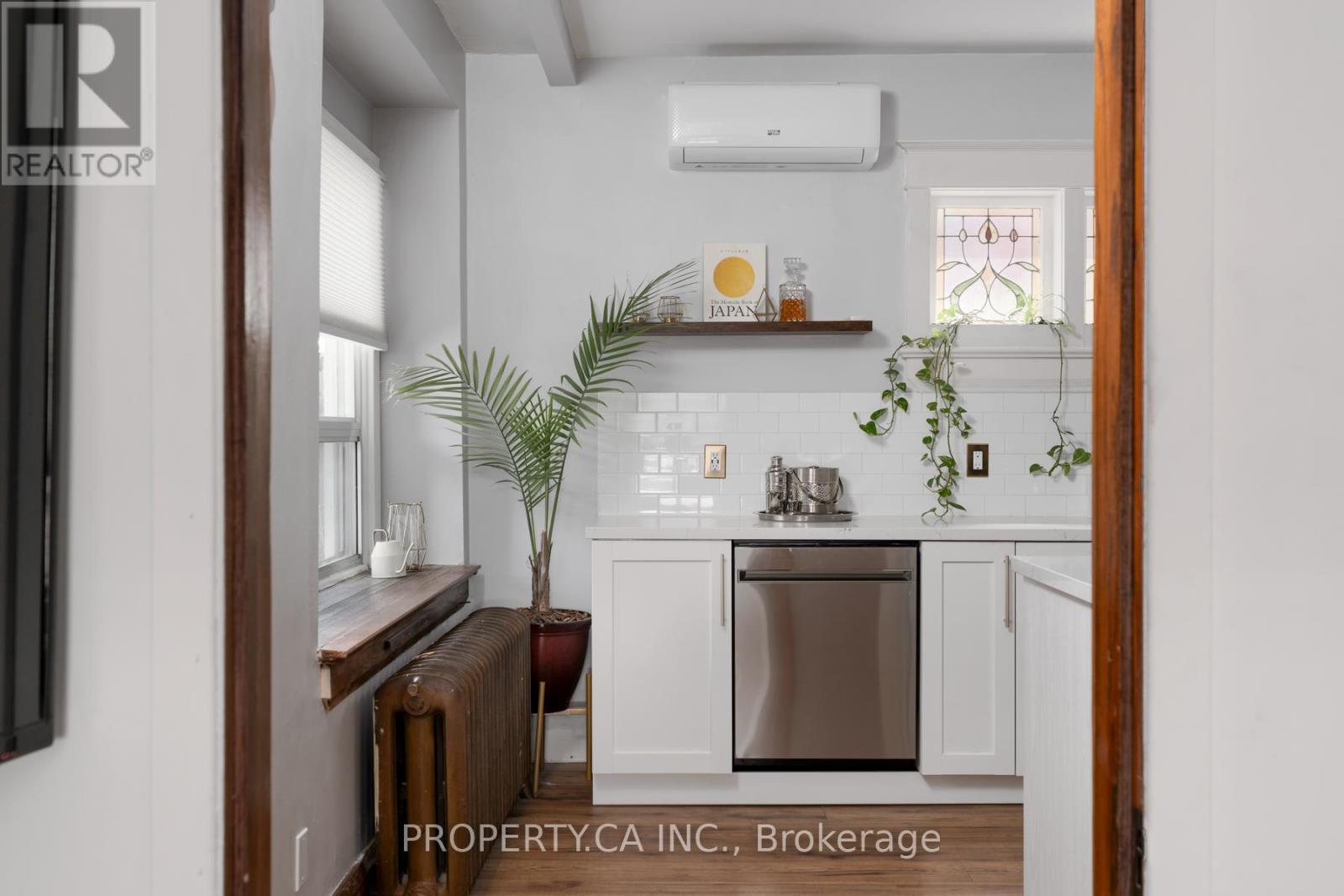 9 FAIRVIEW AVENUE - 3