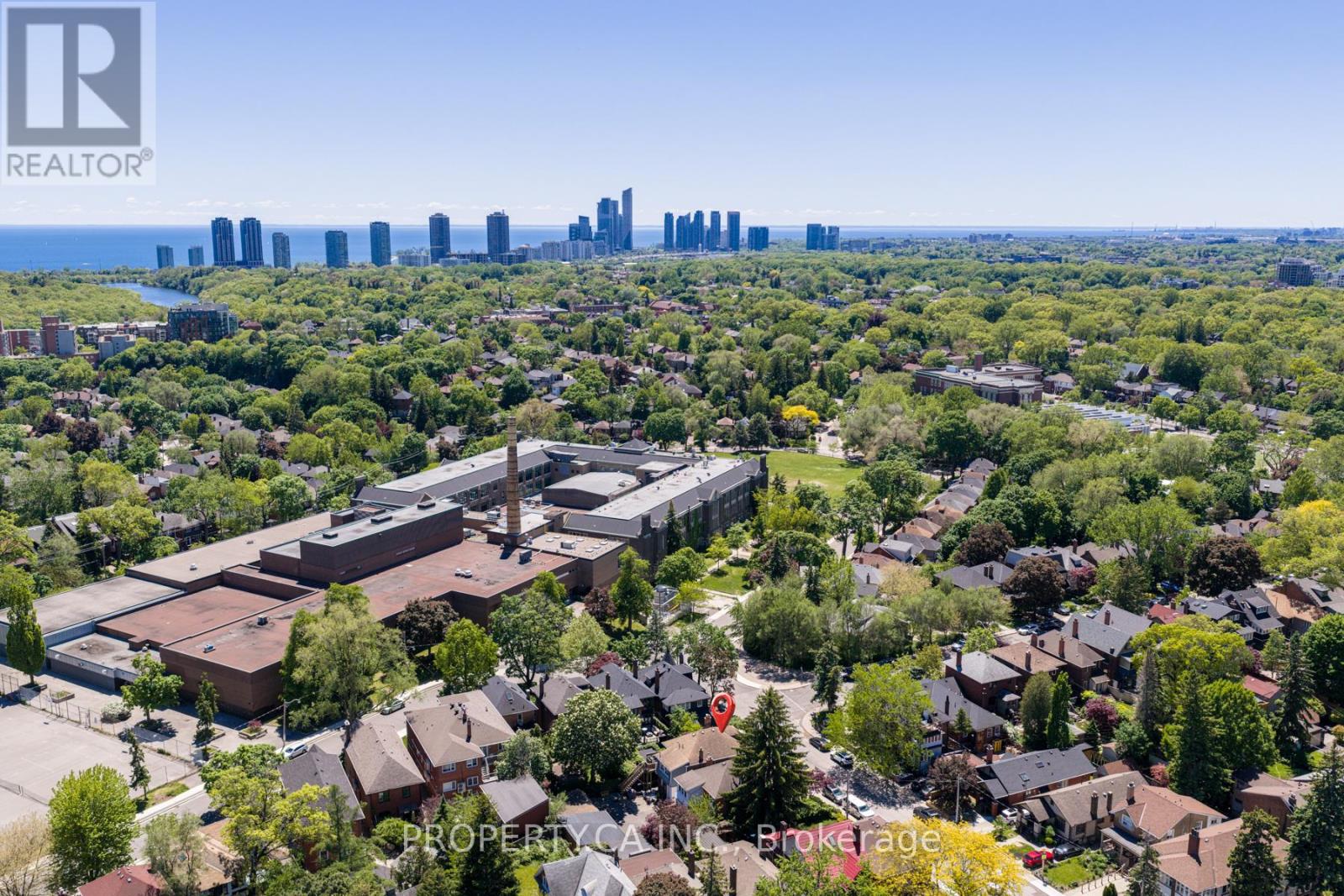 9 FAIRVIEW AVENUE - 38