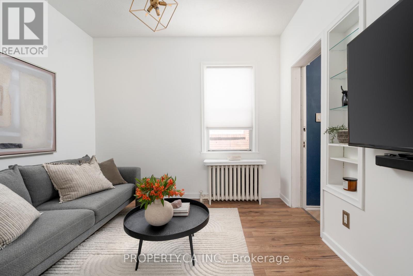 9 FAIRVIEW AVENUE - 9