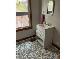 5240 55 Av, Viking, AB T0B4N0 Photo 12