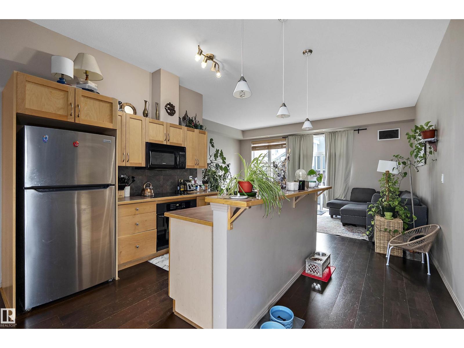 #713 10503 98 AV NW - 4