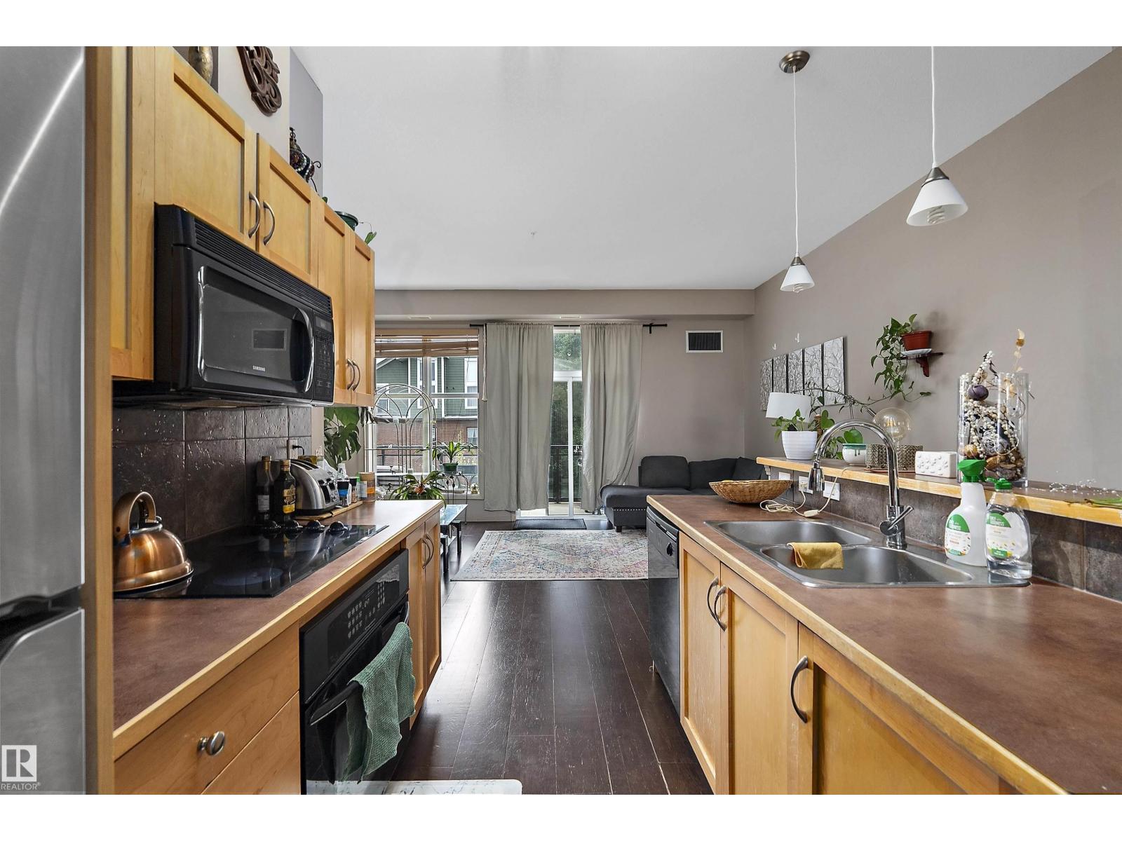 #713 10503 98 AV NW - 6