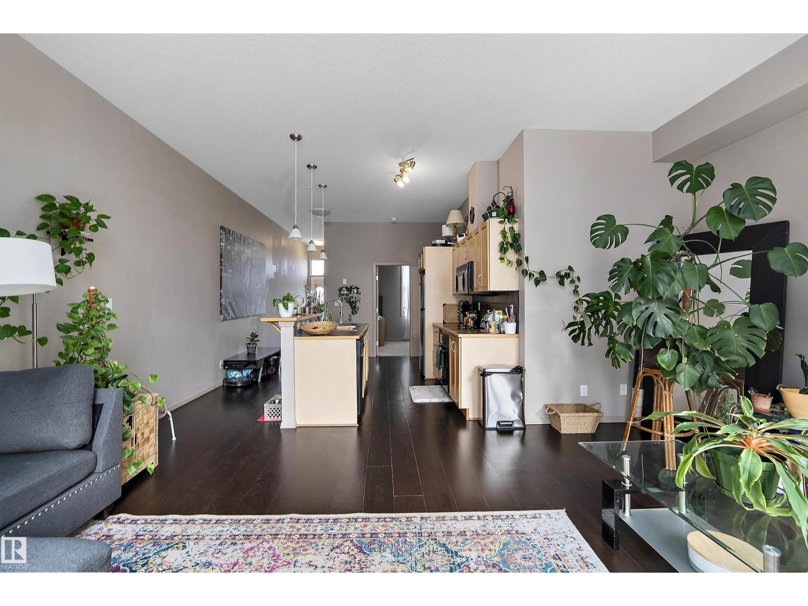 #713 10503 98 AV NW - 12