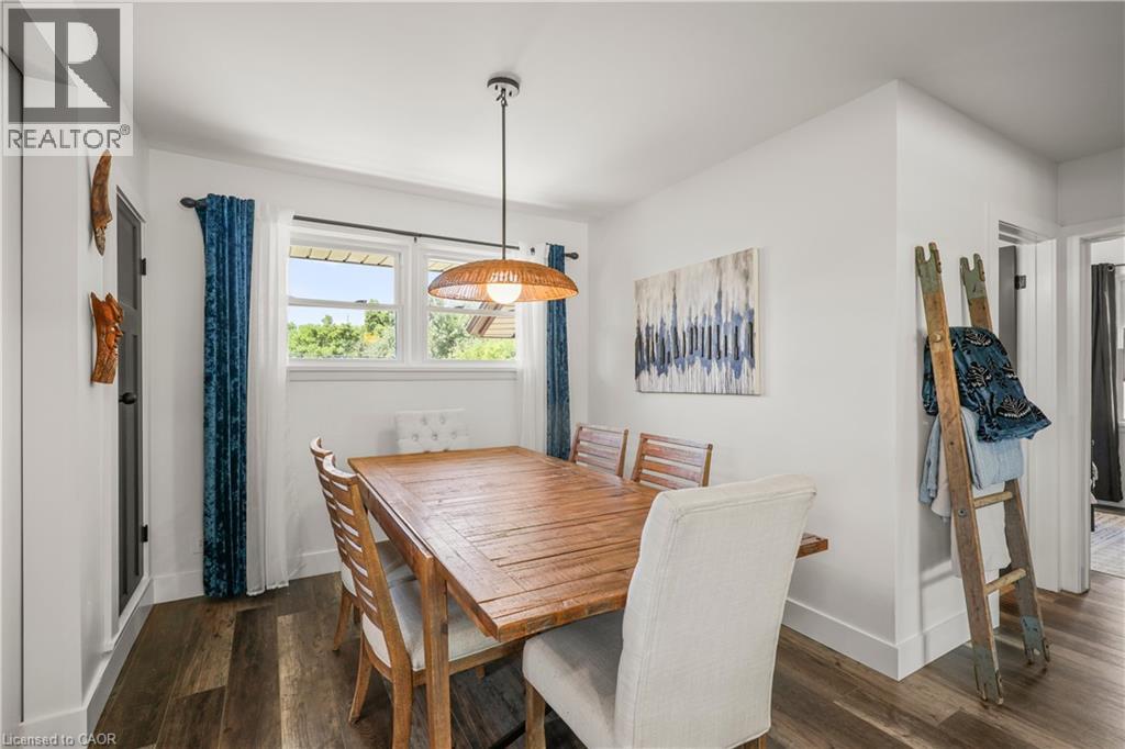 203 MERLIN Crescent - 15