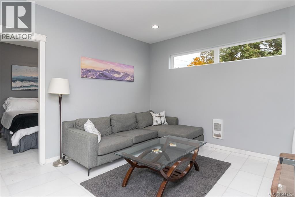 #401 1250 Stewart Ave - 18