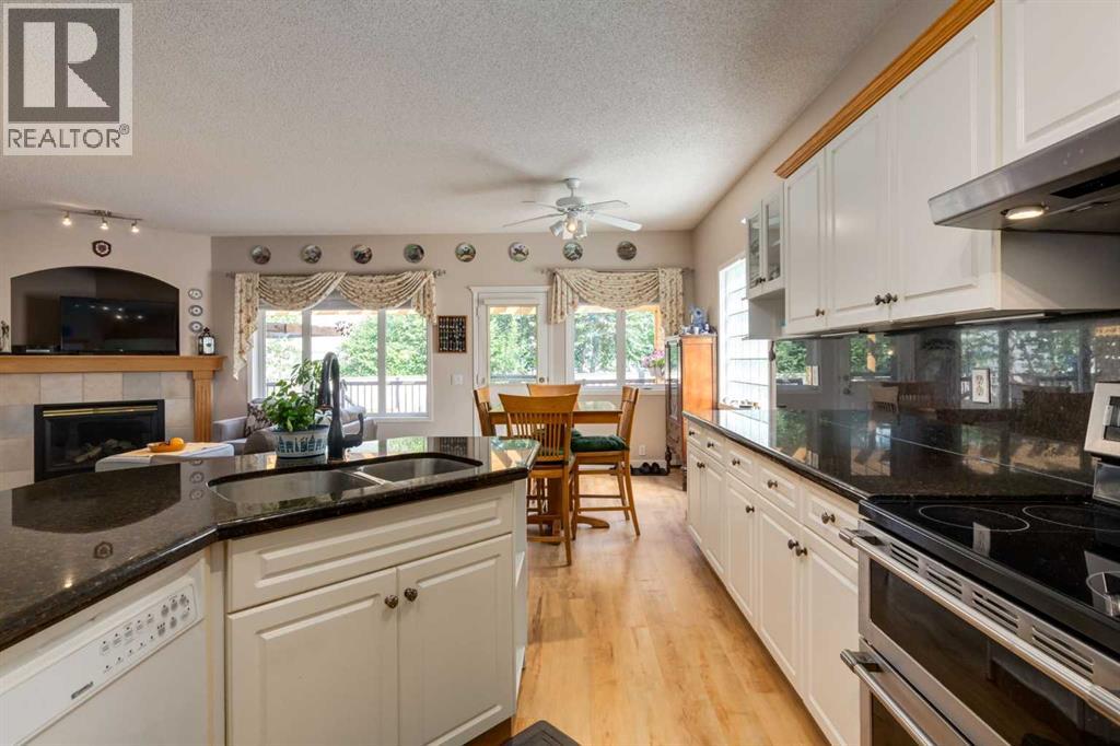 165 Chaparral Villas SE - 10