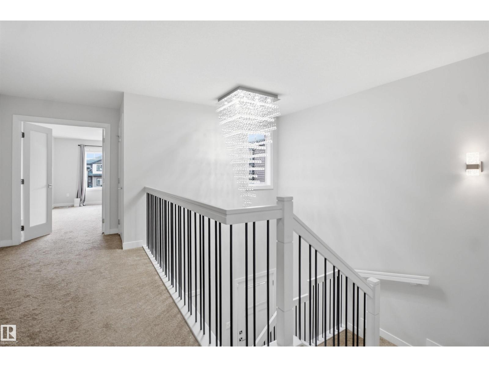 #46 1703 16 AV NW - 15