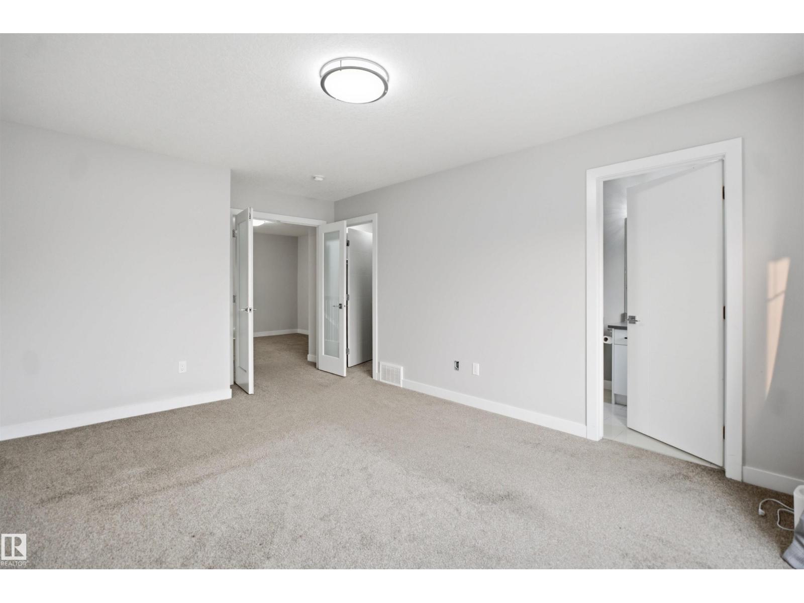 #46 1703 16 AV NW - 20