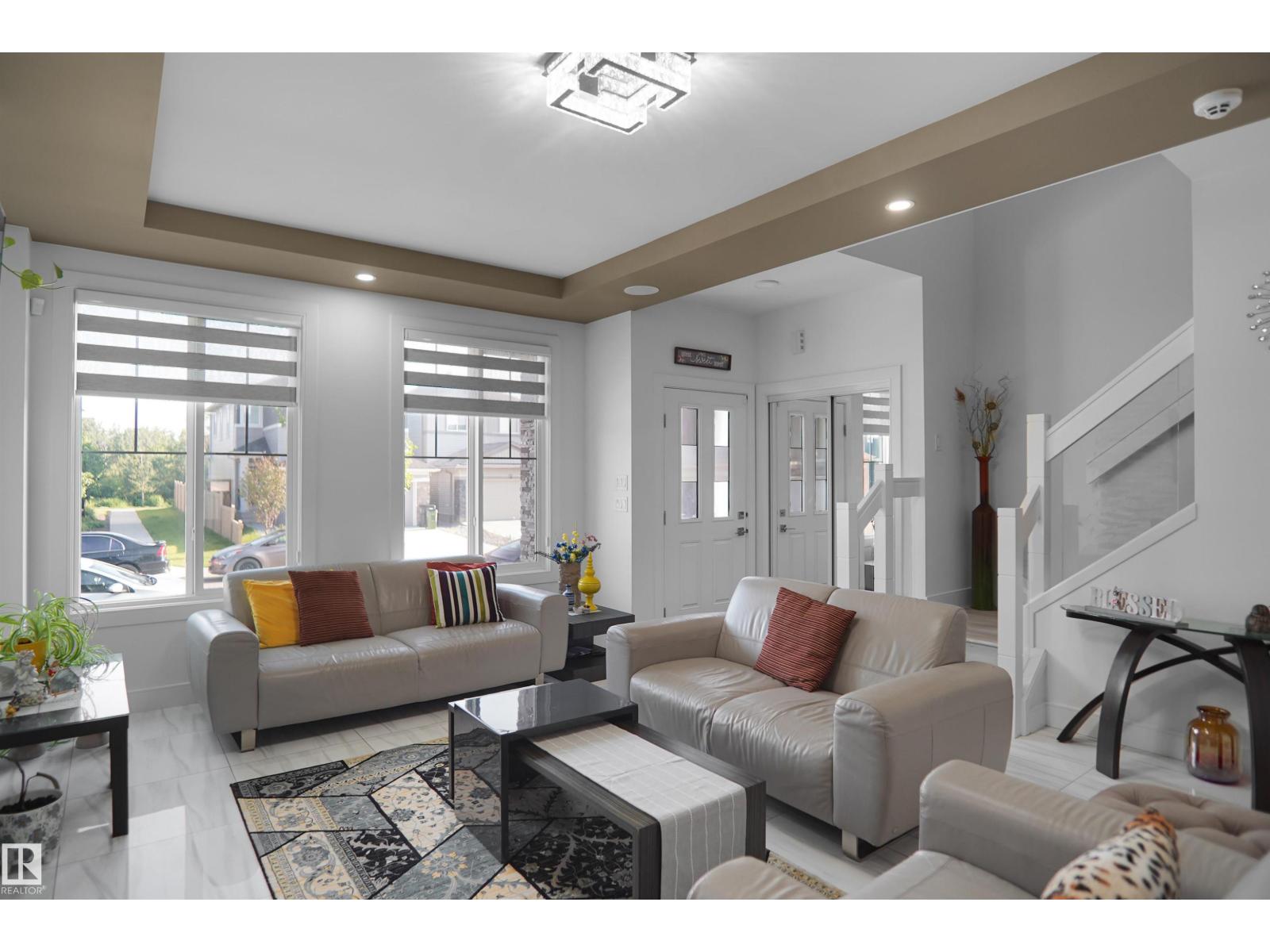 6532 175 AV NW - 5