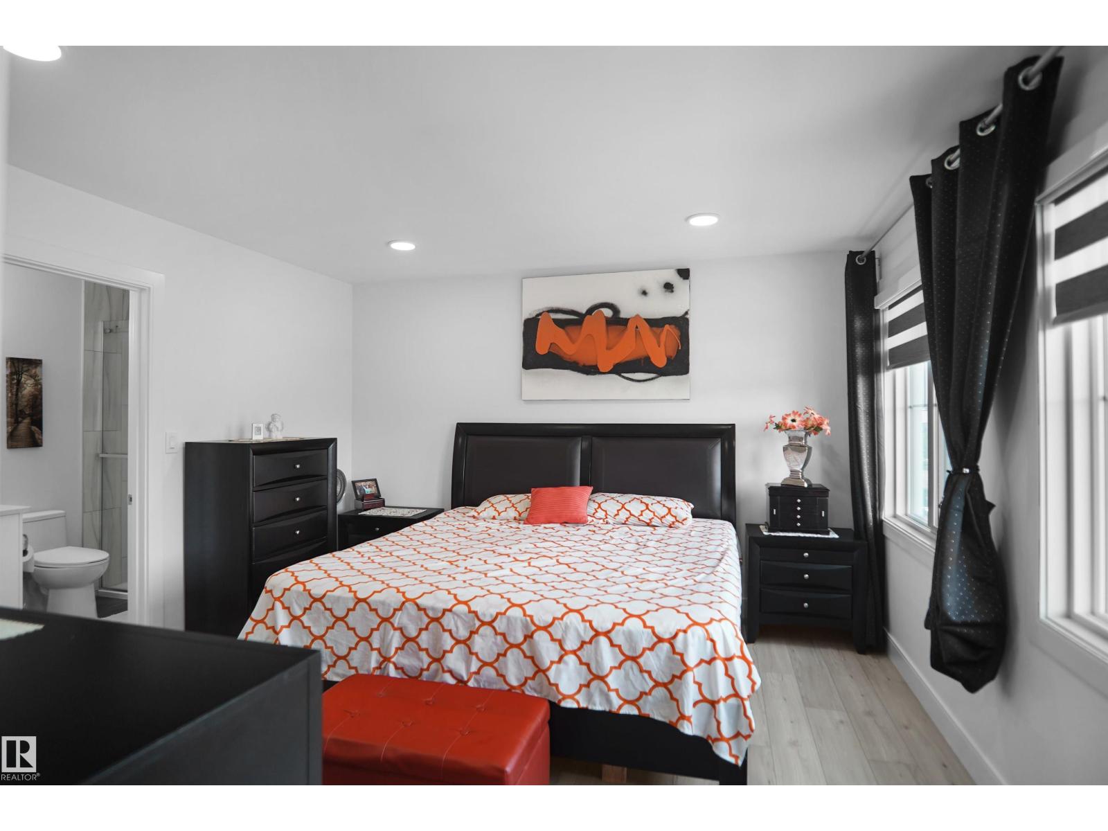 6532 175 AV NW - 26